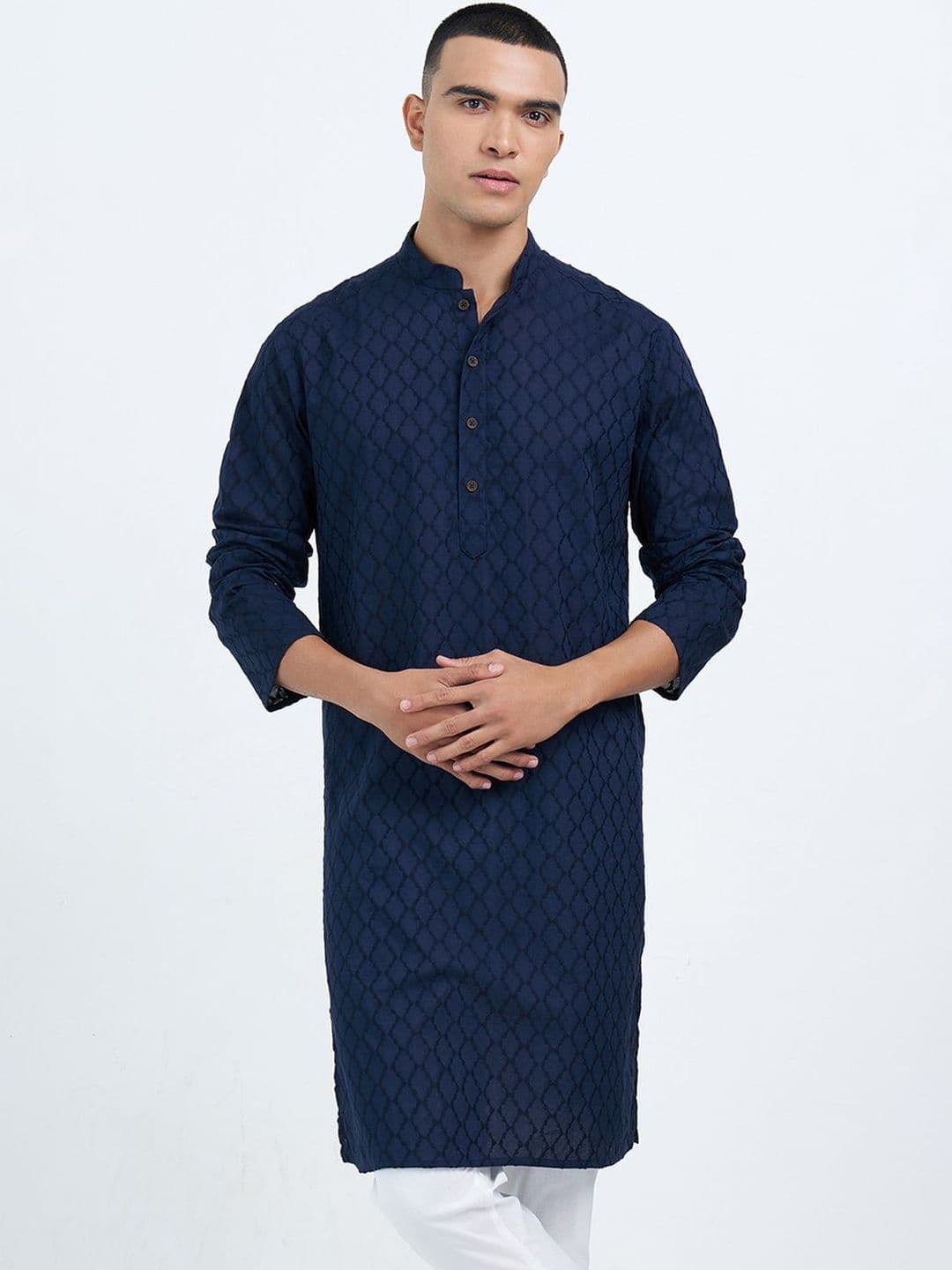 indus route by Pantaloons Men Geometric Thread Work Dobby Kurta - view 1
