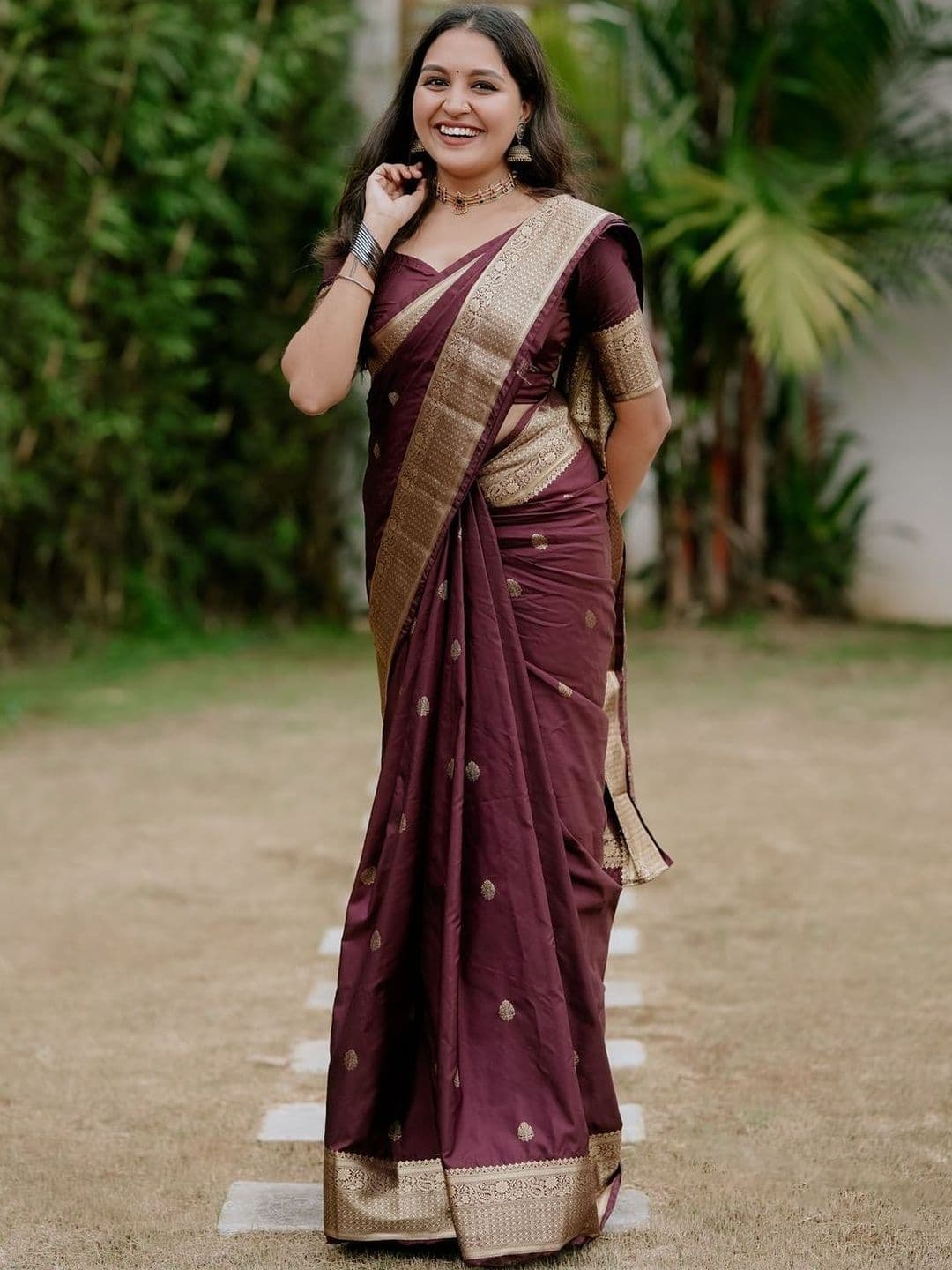 Shriyangan Woven Design Zari Art Silk Kanjeevaram Saree - view 1