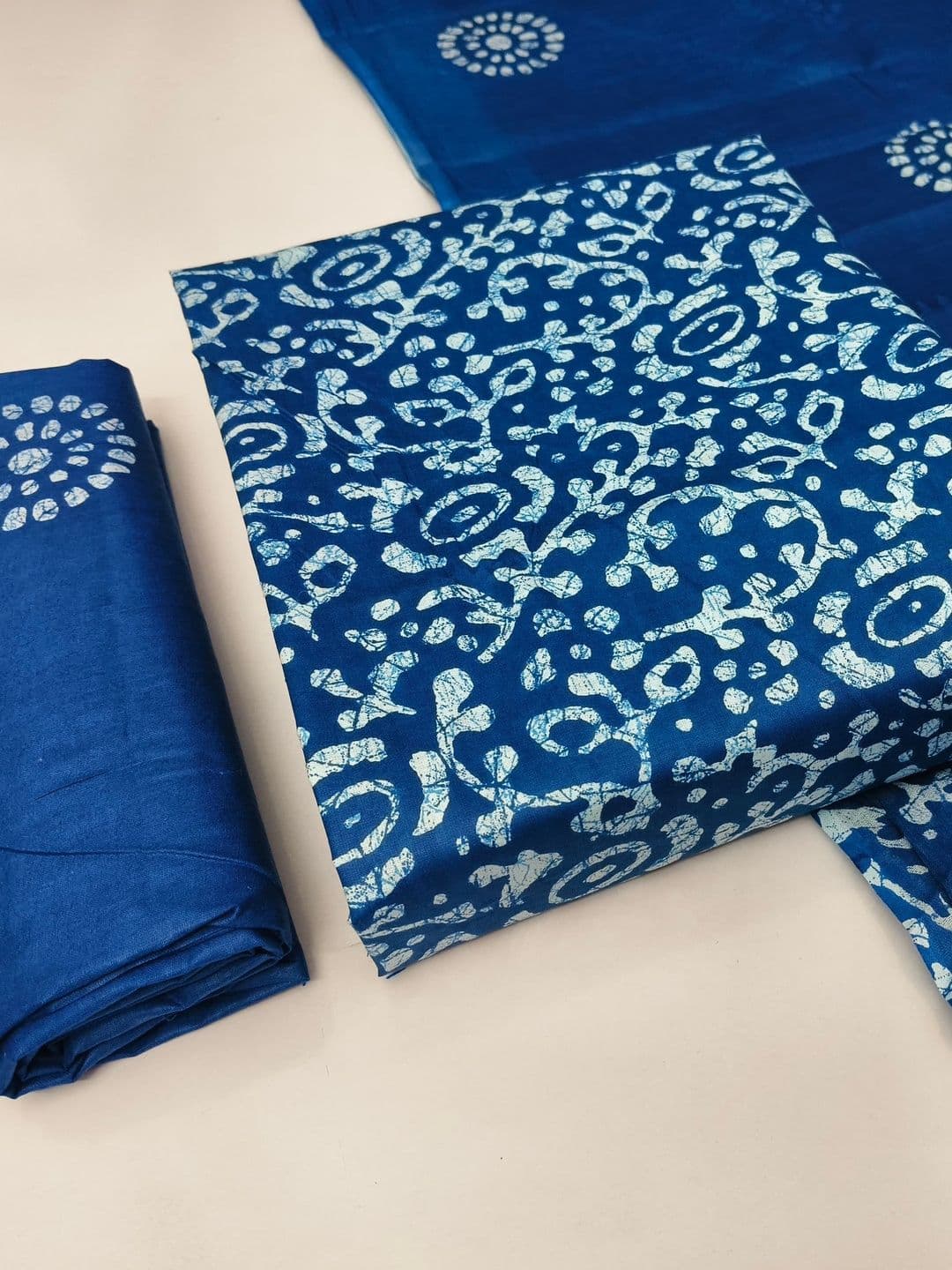 Keshar Printed Pure Cotton Unstitched Dress Material - view 1