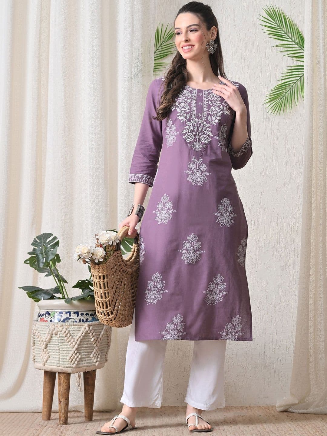 Koito Women Floral Embroidered Flared Sleeves Floral Kurta - view 1