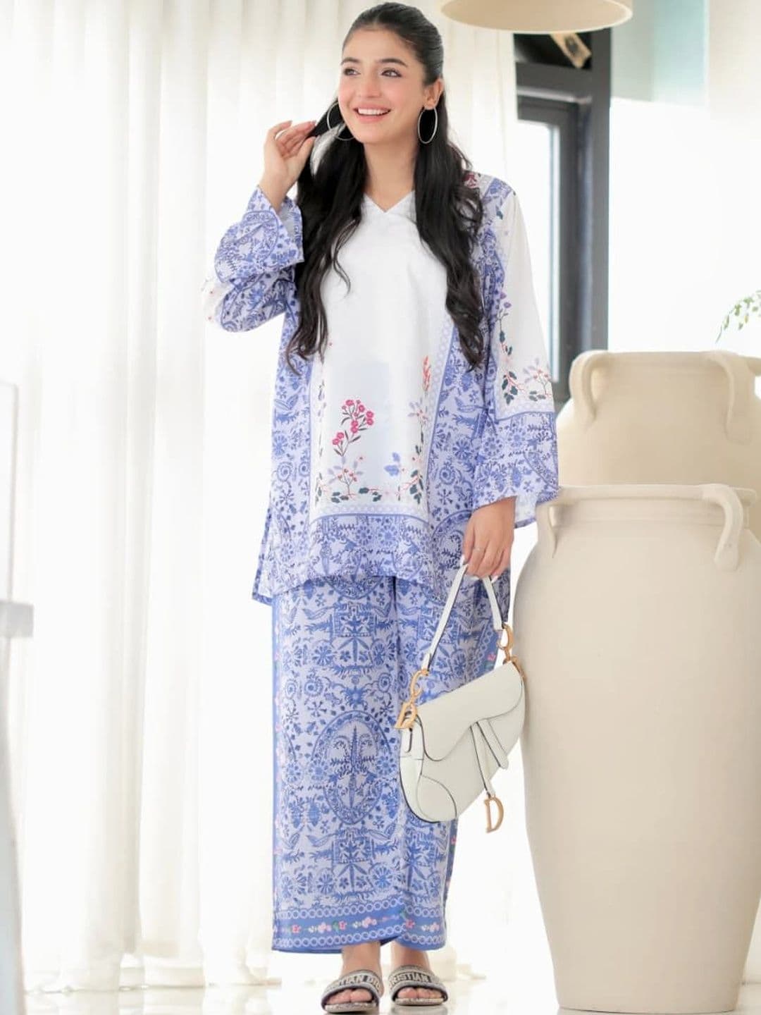 Anouk Rustic Ethnic Motifs Printed V-Neck Co-ords - view 1