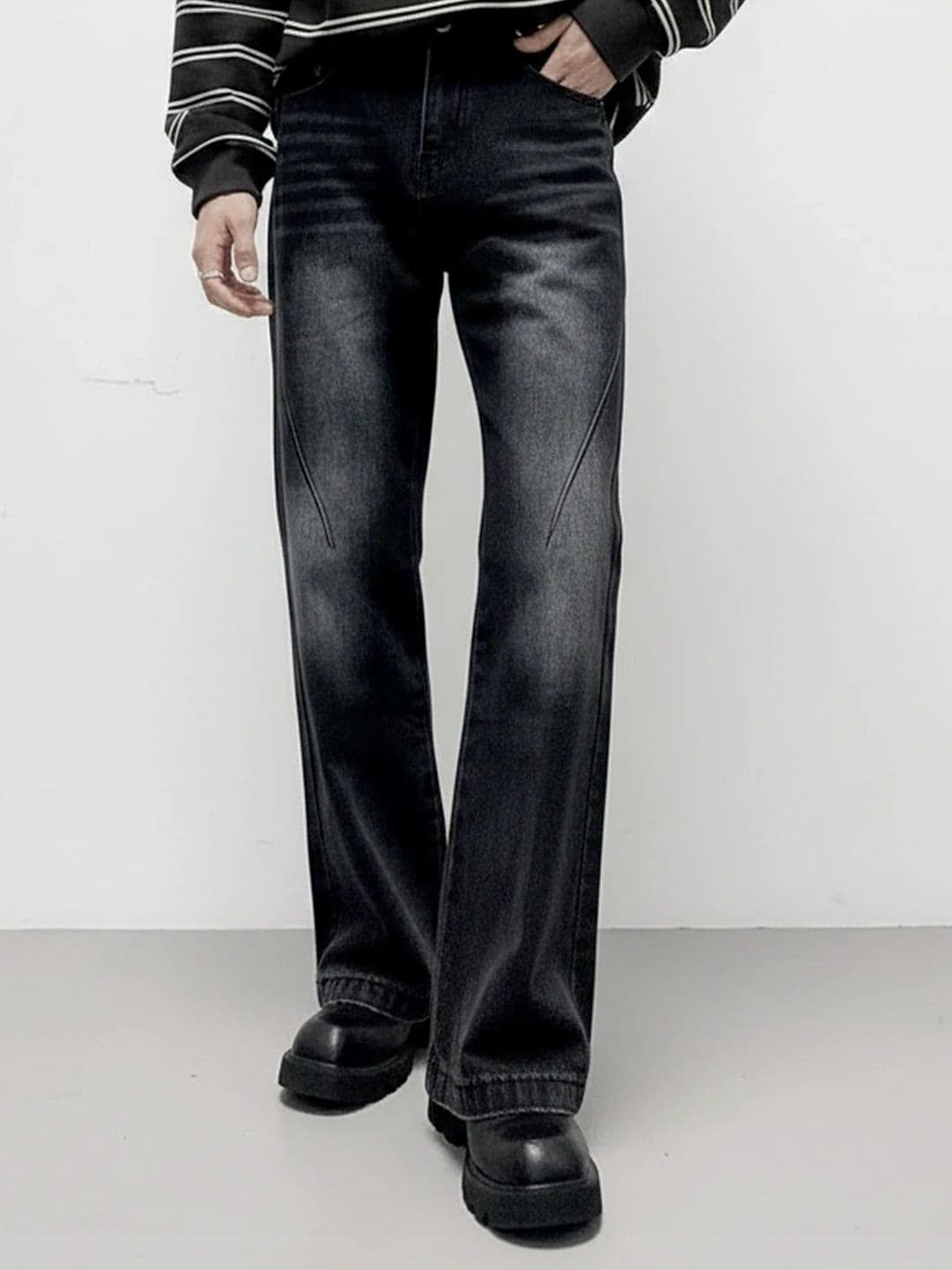 ANDREW HILL Men Wide Leg Mid-Rise Light Fade Jeans - view 1