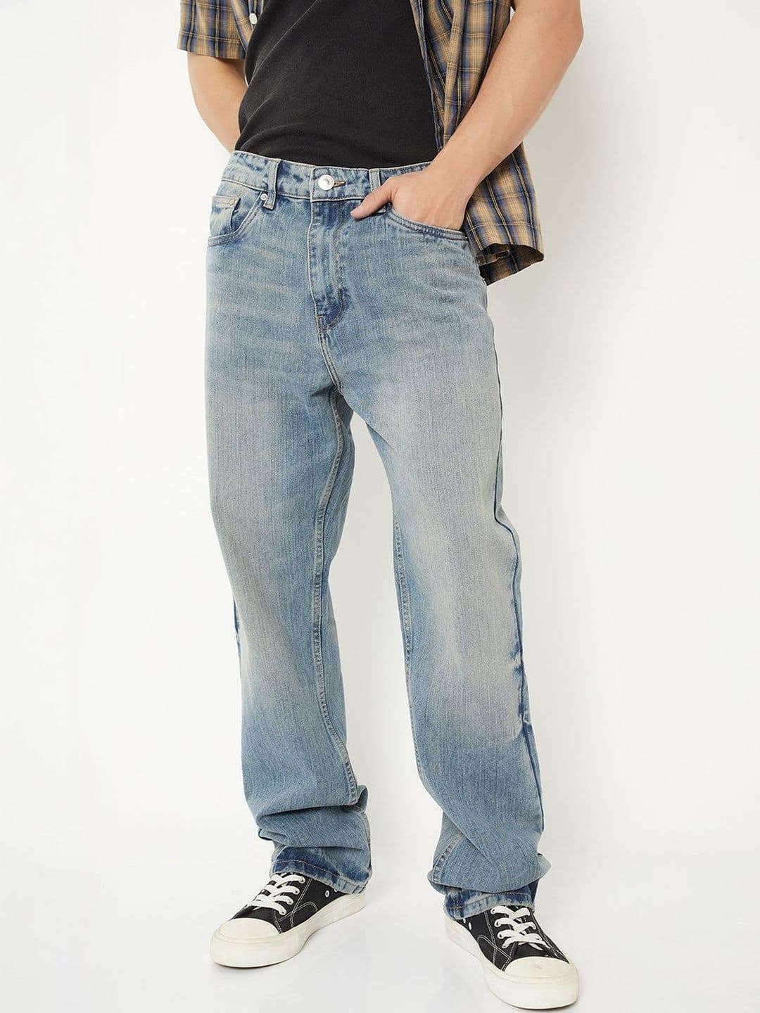 max Men Regular Fit Mid-Rise Mildly Distressed Light Fade Stretchable Jeans - view 1