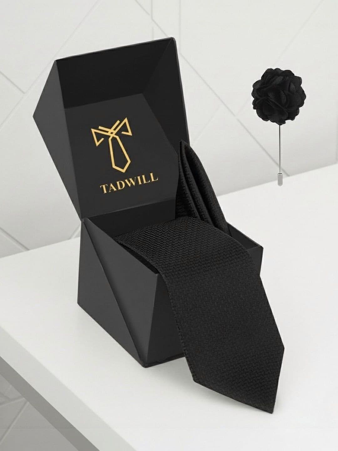 TADWILL Men Checked Broad Tie - view 1