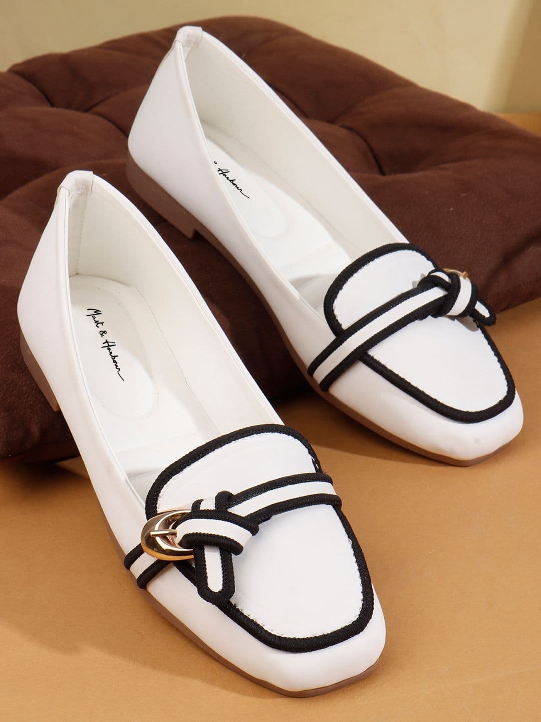 Mast & Harbour Women Ballerinas with Buckles Flats - view 1