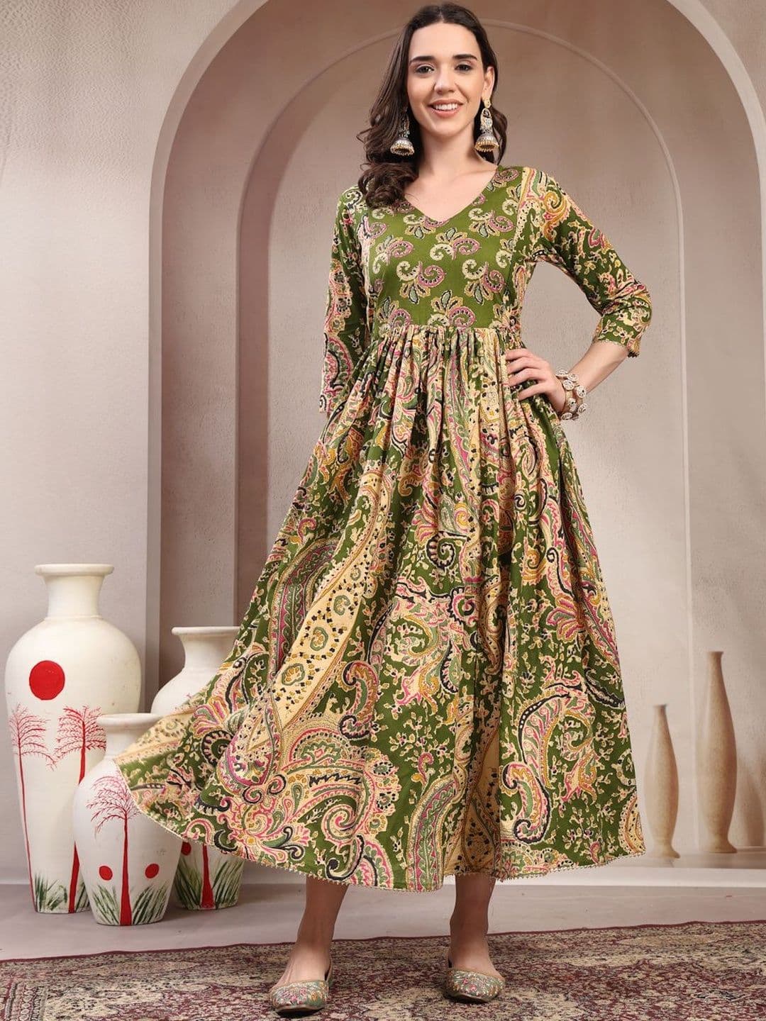 Pristyle Women Paisley Printed Thread Work Maternity Anarkali Kurta - view 1