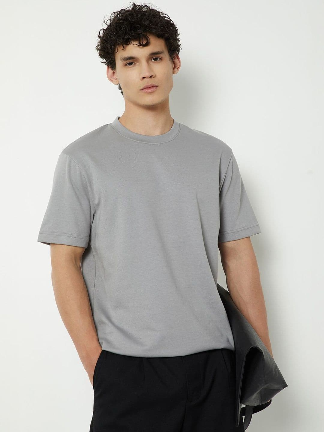 max Men T-shirt - view 1