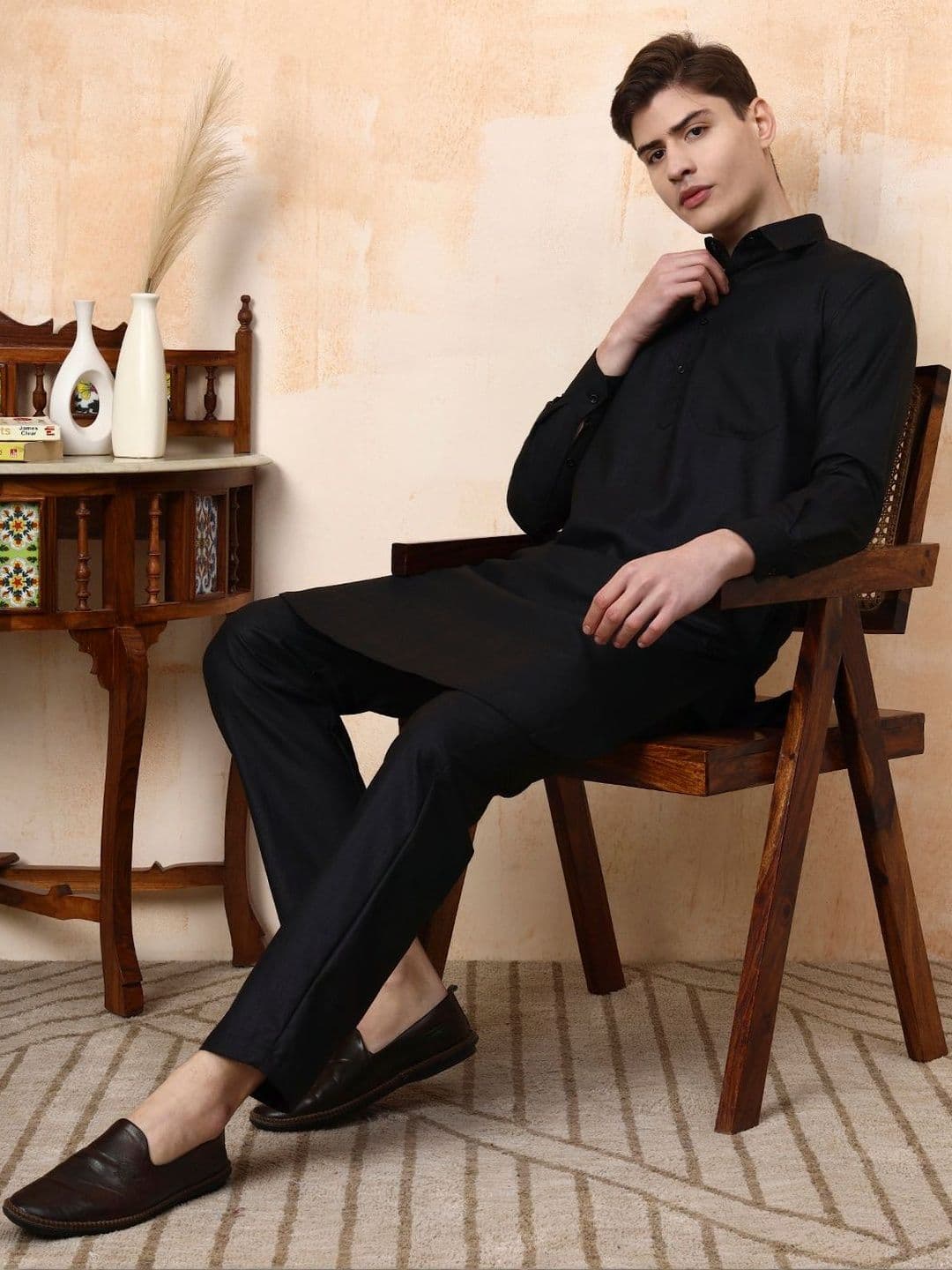 DEVOILER Thread Work Cotton Straight Knee Length Kurta - view 1