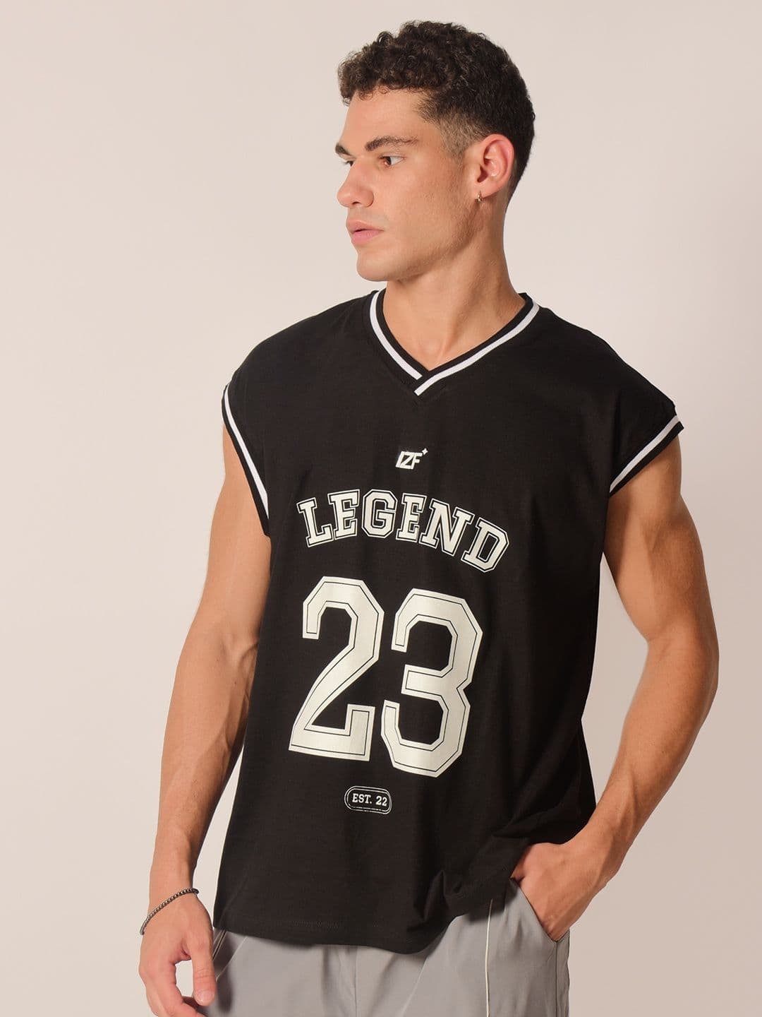 IZF Men Extended Sleeves Pockets T-shirt - view 1