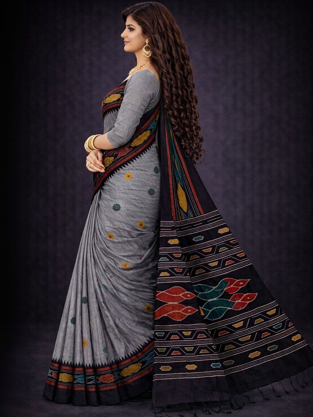 Quetzal Ethnic Motifs Pure Cotton Handloom Core Saree - view 1
