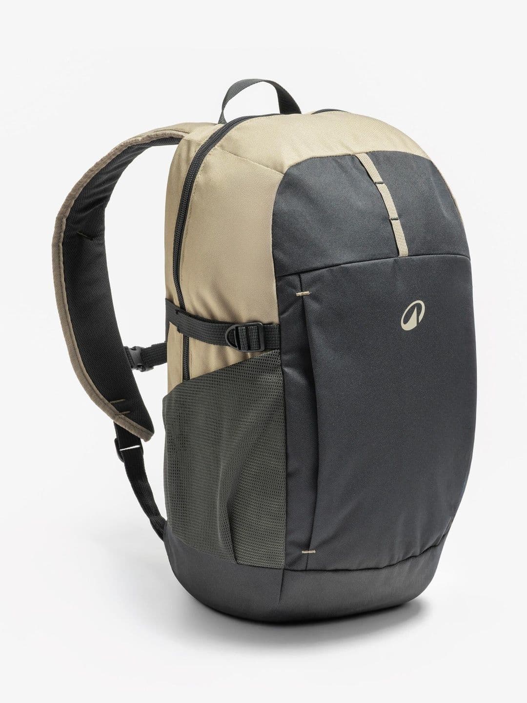 Decathlon Quechua - Adults Grey Arpenaz 100 Abrasion Resistance Hiking Backpacks 20L - view 1