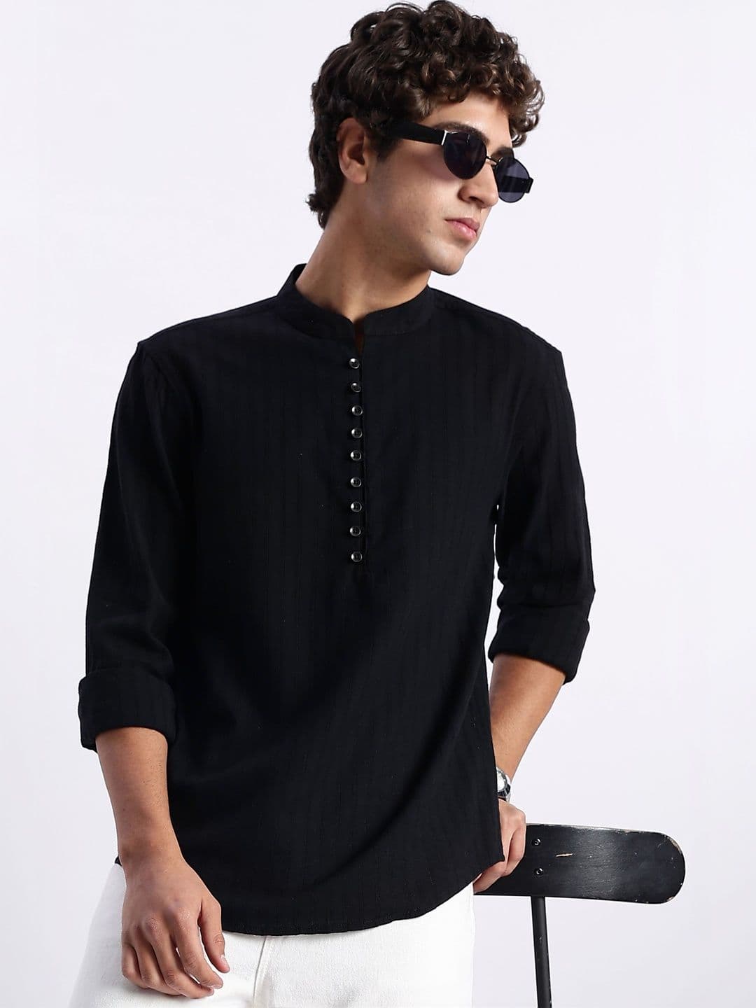 HERE&NOW Men Striped Thread Work Kurta - view 1