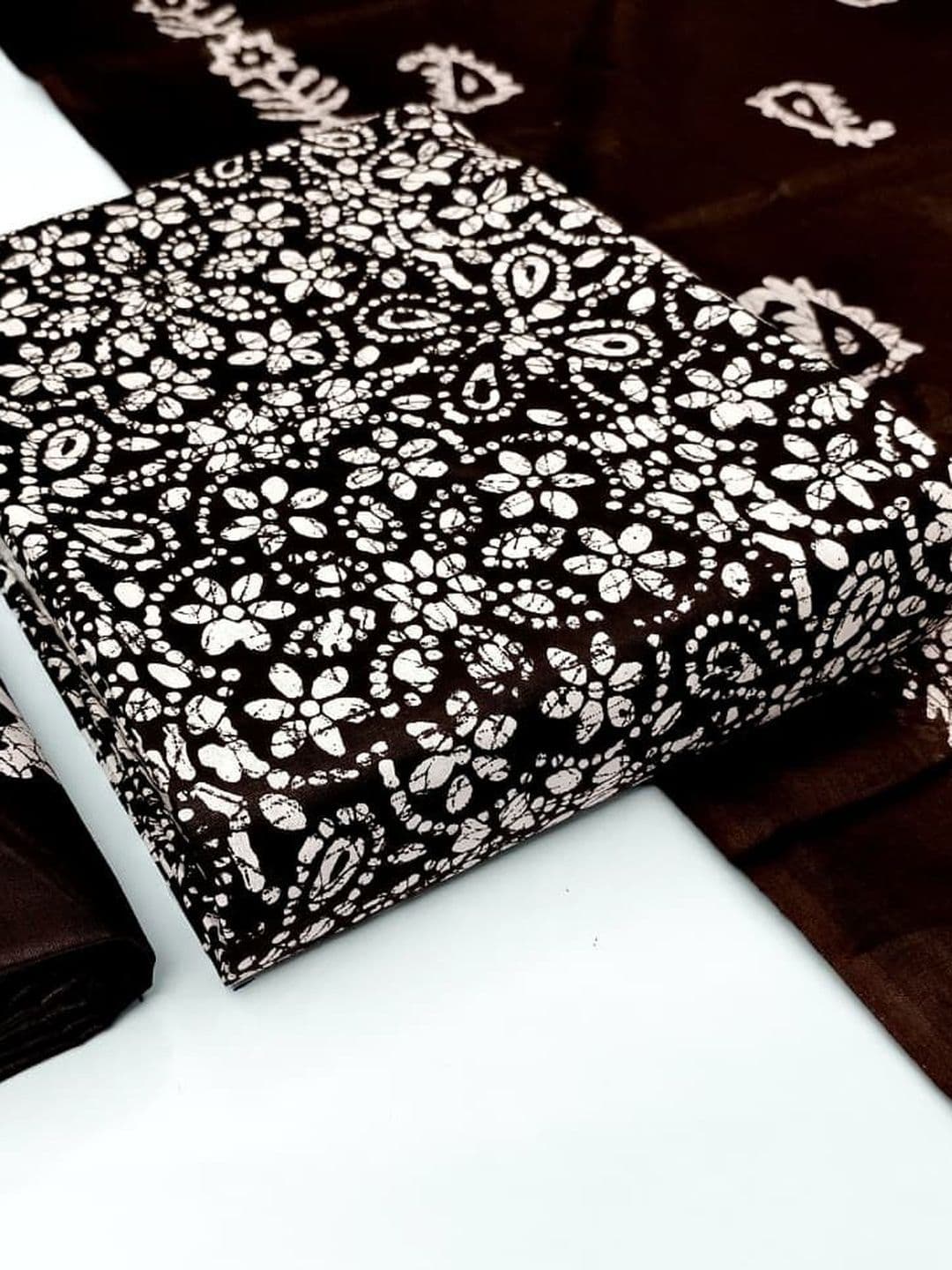 Keshar Printed Pure Cotton Unstitched Dress Material - view 1