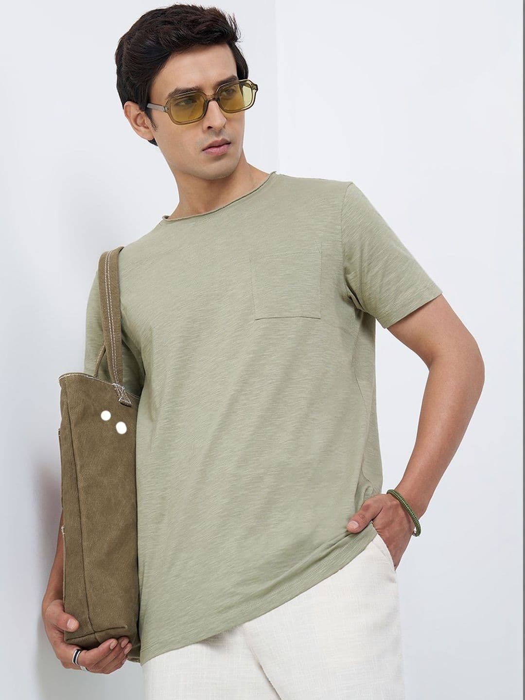 7 Alt by Pantaloons Men Pockets Slim Fit T-shirt - view 1