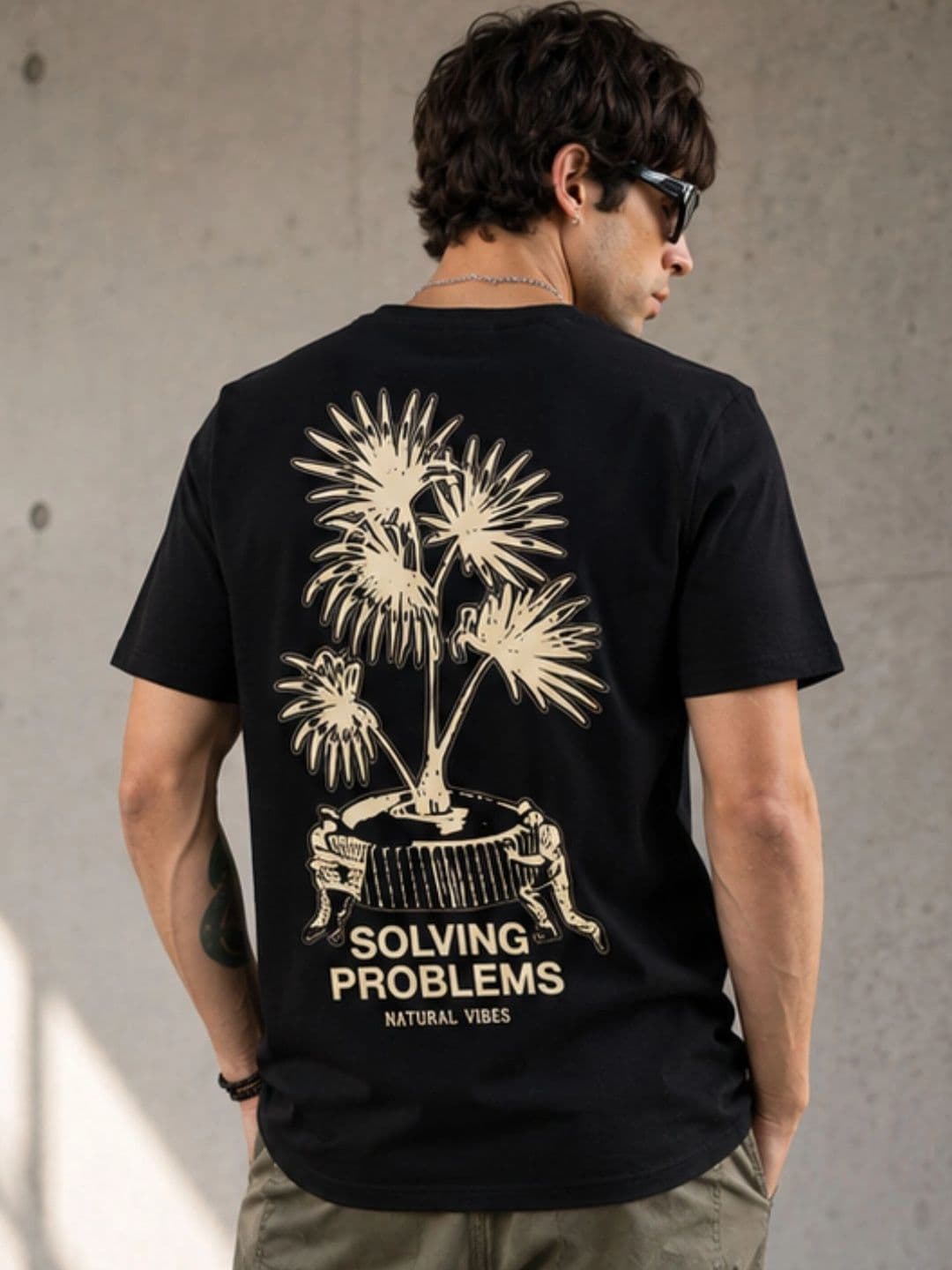 Maniac Men Printed T-shirt - view 1