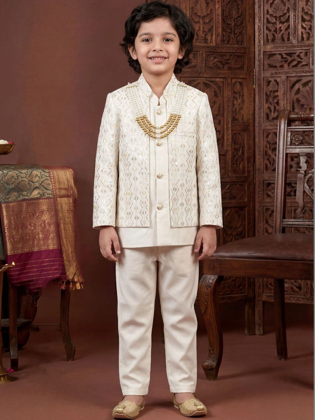 Sangria Boys Chevron Sequined Satin Mandarin Collar Sherwani Set with Jacket & Necklace - view 1