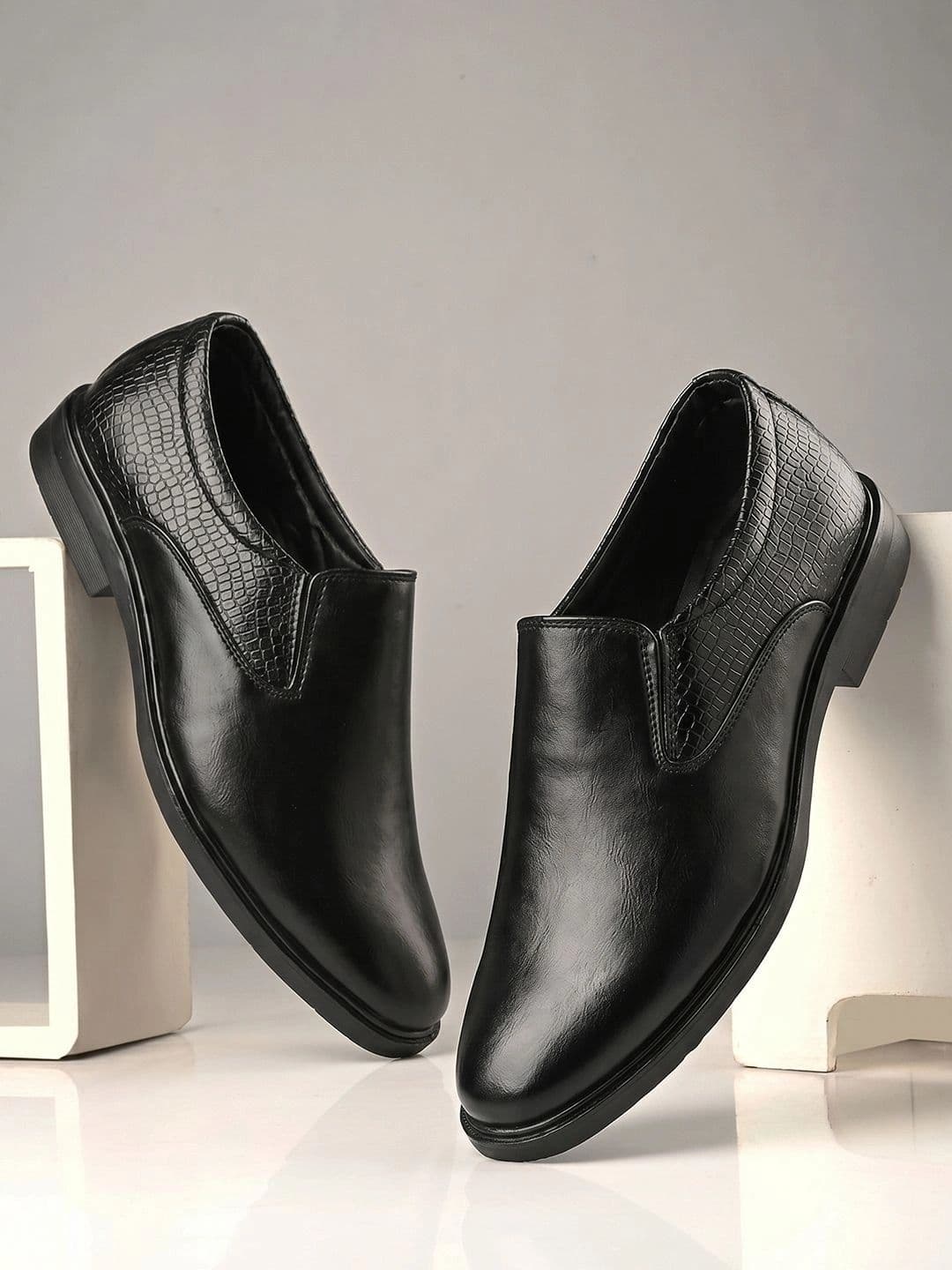 HERE&NOW Men Textured Pointed Toe Slip-On Slip-On Shoes Formal Shoes - view 1