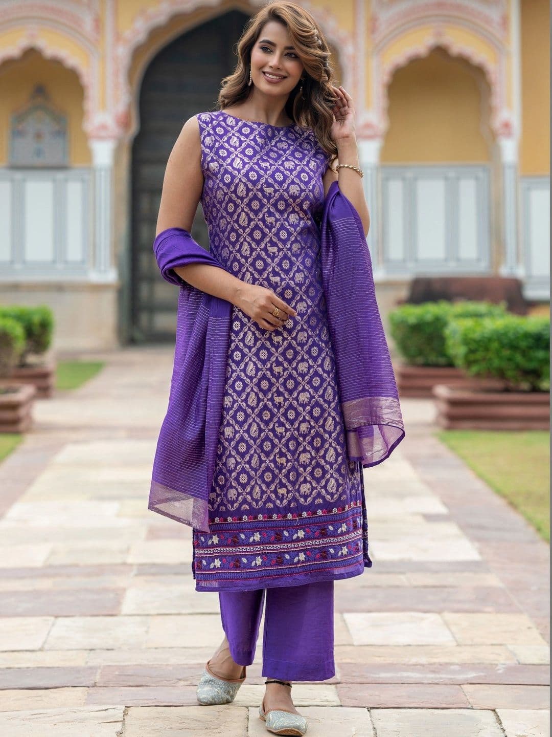 ASPORA Women Ethnic Motifs Regular Kurta with Palazzos & With Dupatta - view 1