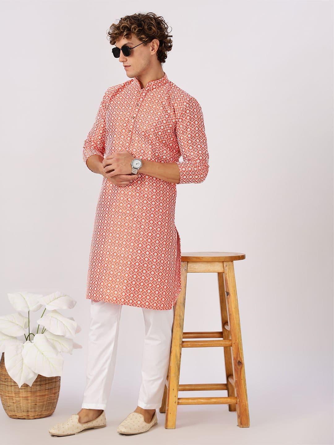 Anouk Men Geometric Embroidery Knee Length Straight Kurta - view 1