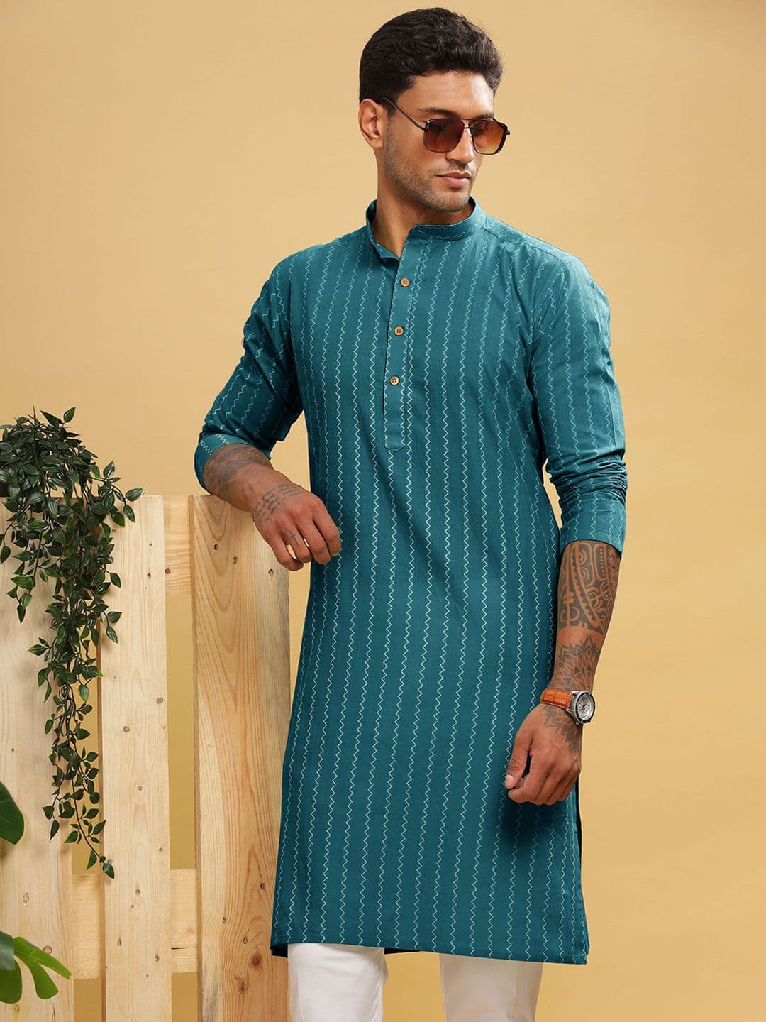Anouk Pure Cotton Self Pattern Knee Length Kurta - view 1