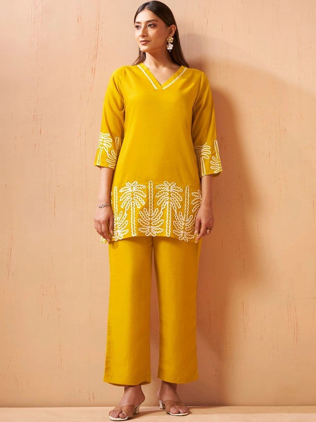 DRESOUL Tropical Cotton Embroidered Tunic with Trousers - view 1