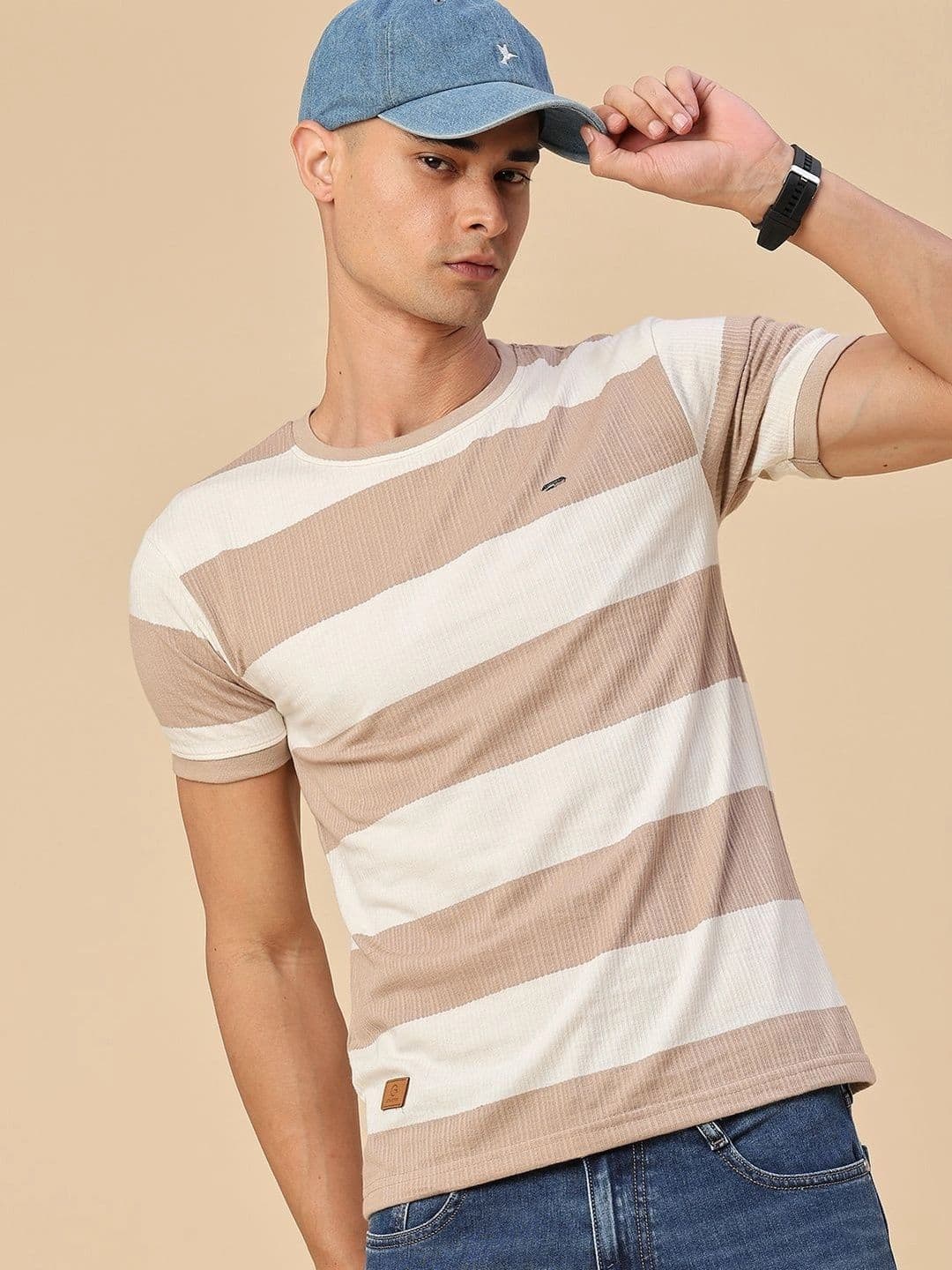 V-Mart Men Striped Slim Fit T-shirt - view 1