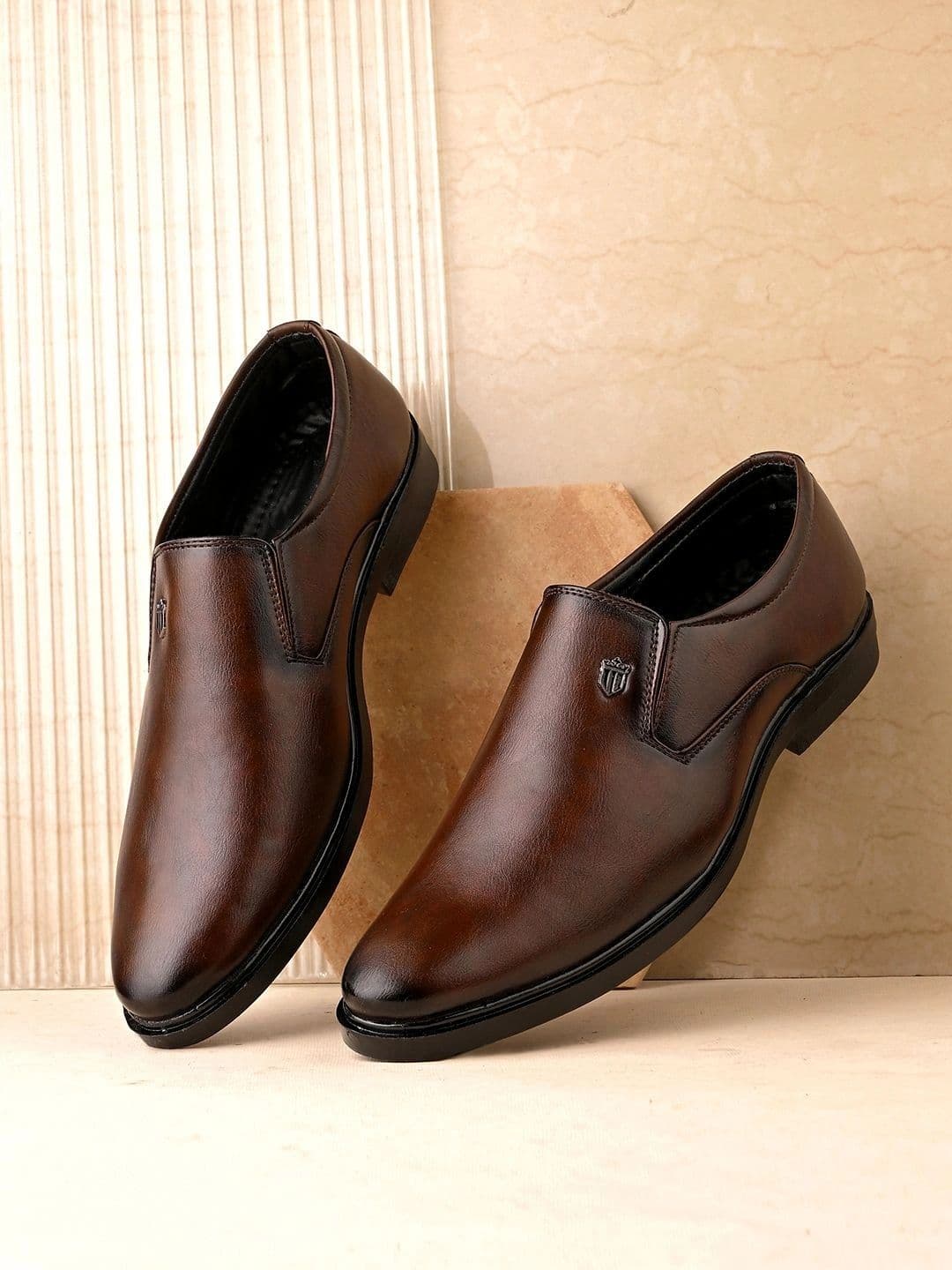 HERE&NOW Men PU Pointed Toe Slip-On Slip-On Shoes Formal Shoes - view 1