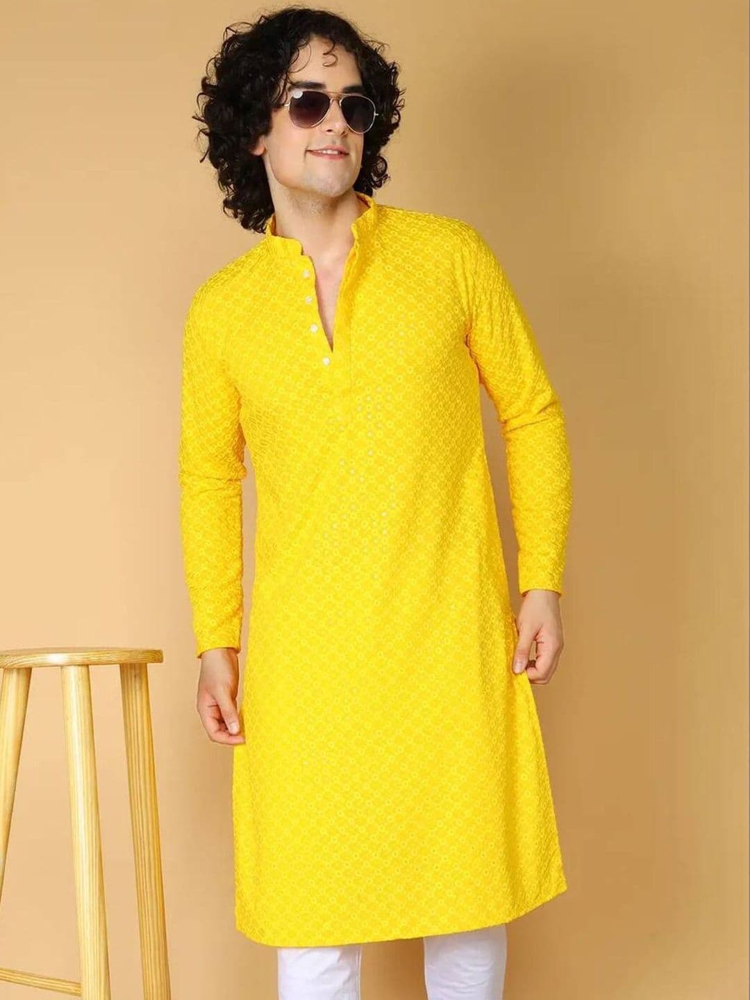 Anouk Men Embroidered Mirror Work Kurta - view 1