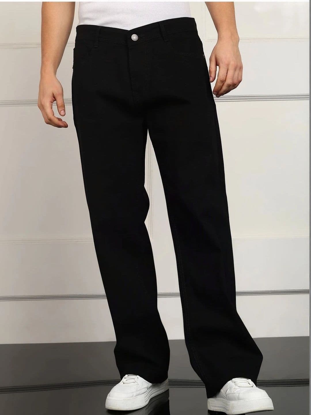 EVERFADE Men Relaxed Fit Mid-Rise Stretchable Jeans - view 1