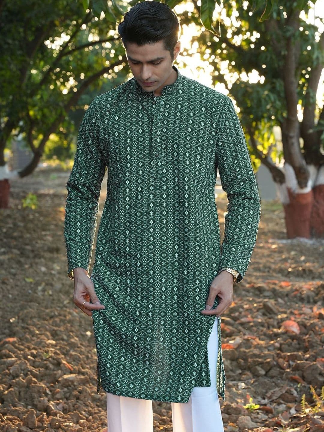 Anouk Men Geometric Embroidery Knee Length Straight Kurta - view 1