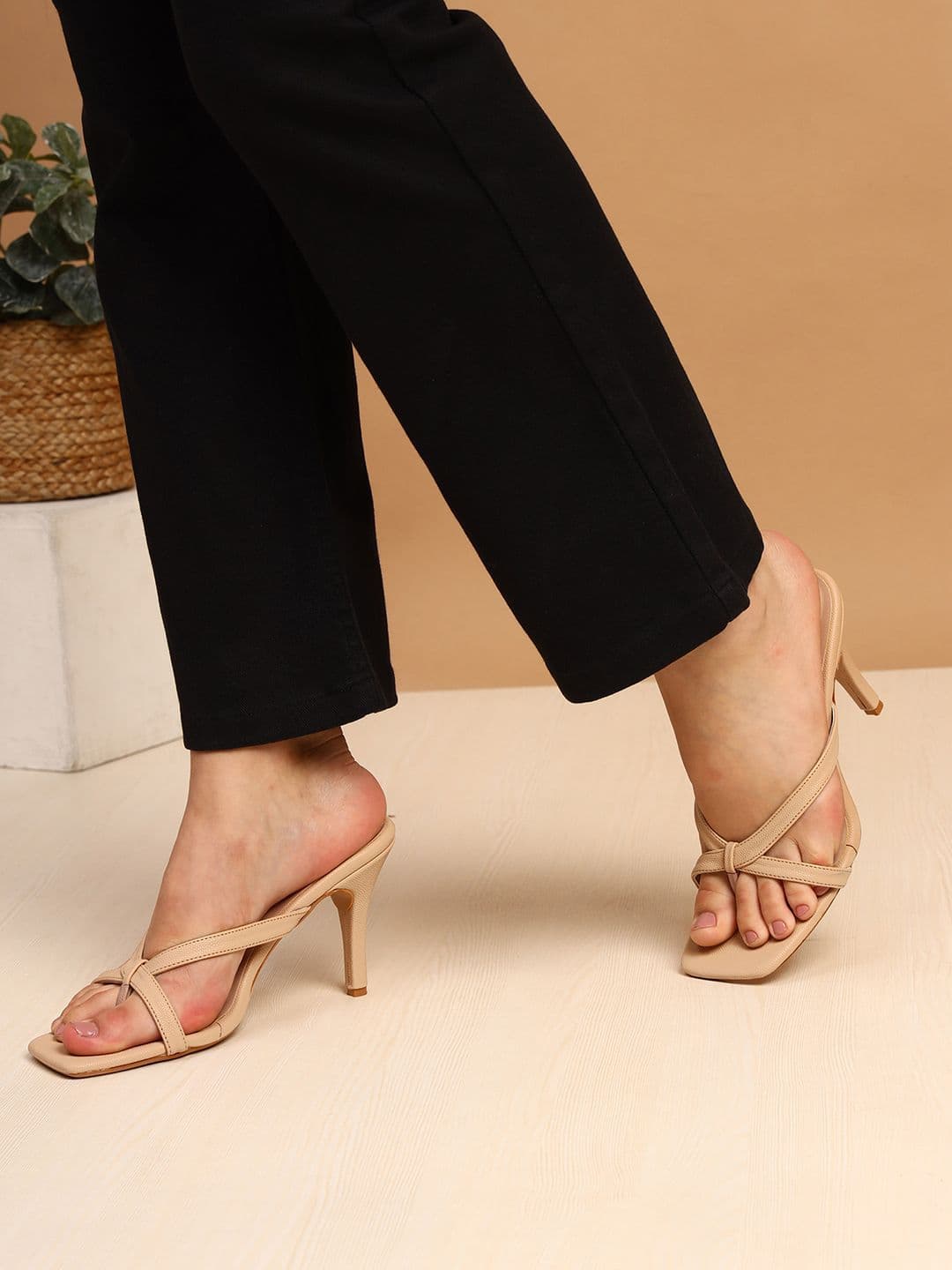 DressBerry PU Work Stiletto Peep Toes with Bows - view 1