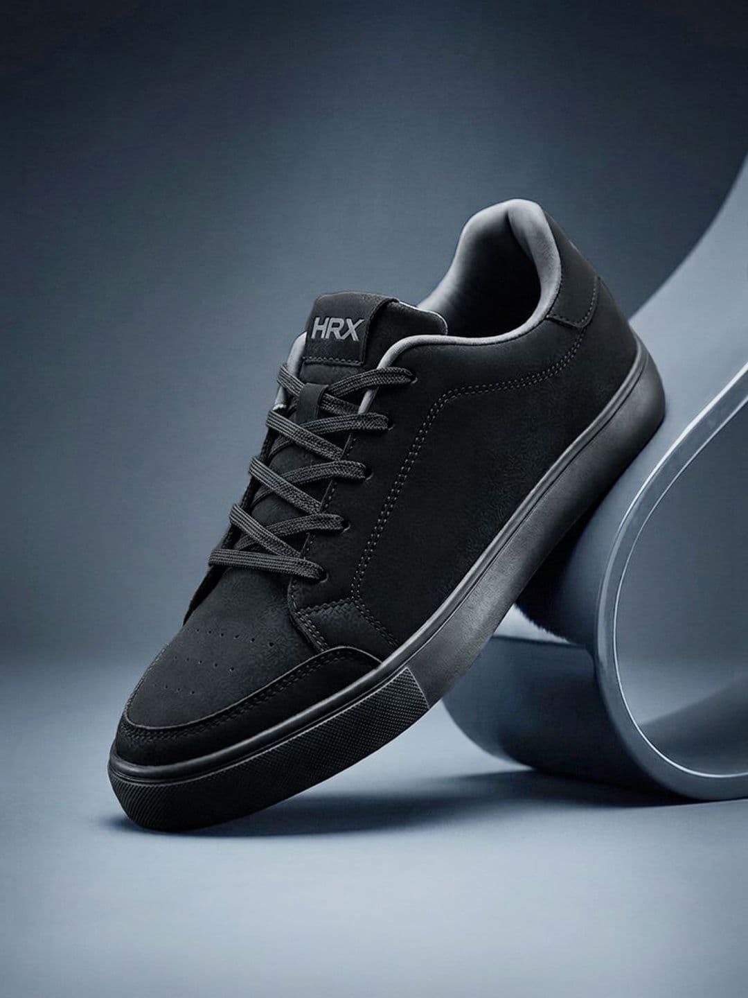 HRX by Hrithik Roshan Men Textured Sneakers - view 1