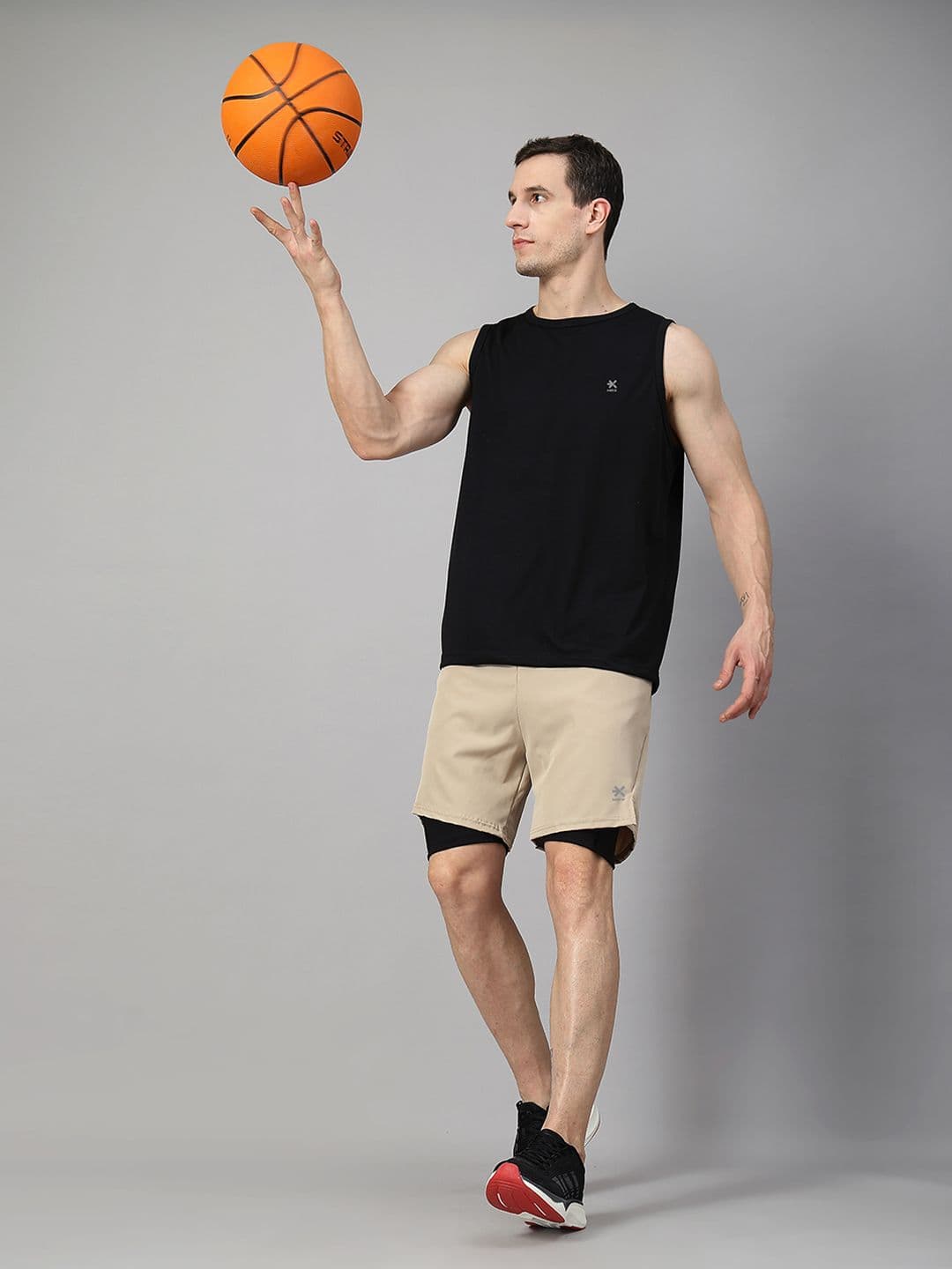 HRX by Hrithik Roshan Men Raw Edge Slim Fit Gym Vest - view 1