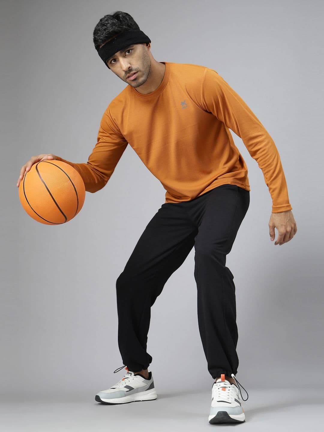 HRX by Hrithik Roshan Men Solid Round Neck T-shirt - view 1