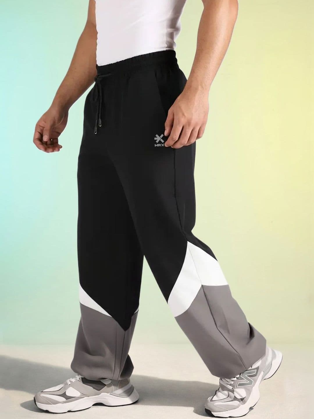 HRX by Hrithik Roshan Men Regular Fit Colourblocked Training Track Pants - view 1