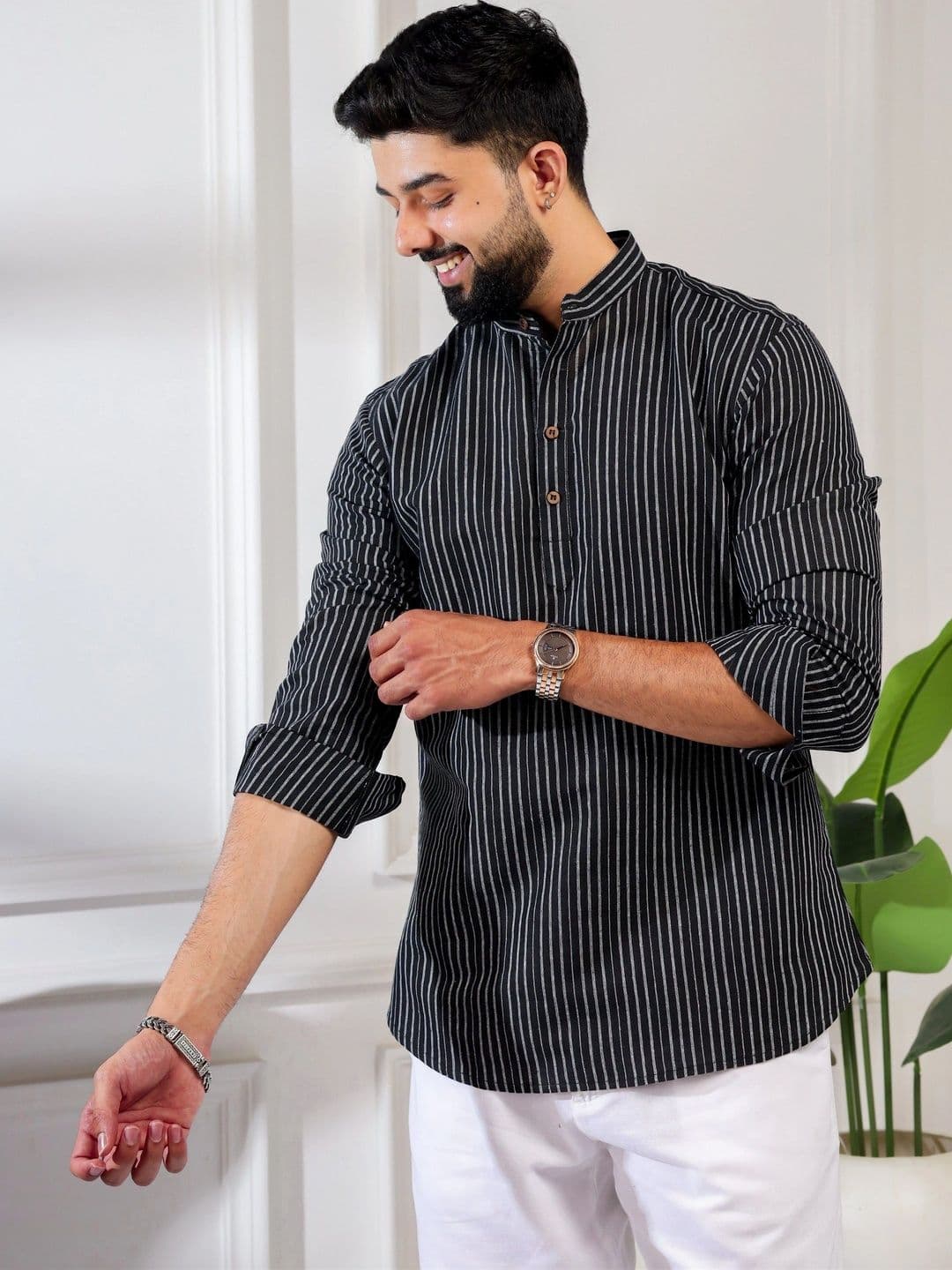 Koshin Men Striped Kurta - view 1