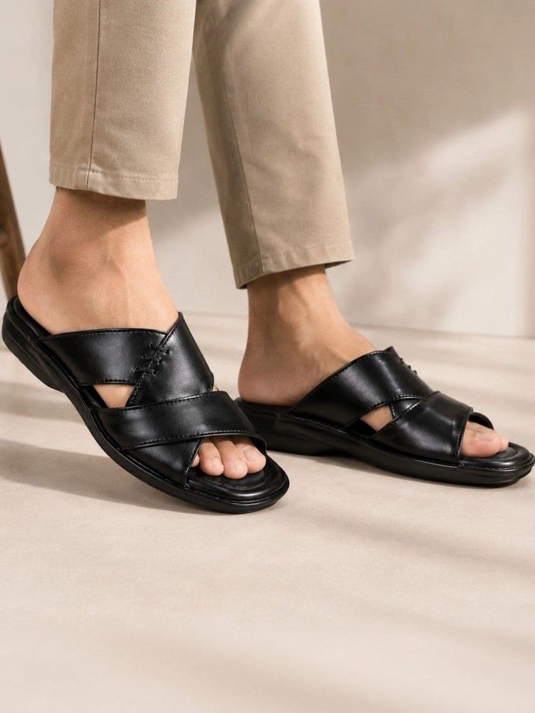 REAL BLISS FOOTWEAR Men Comfort Sandals - view 1
