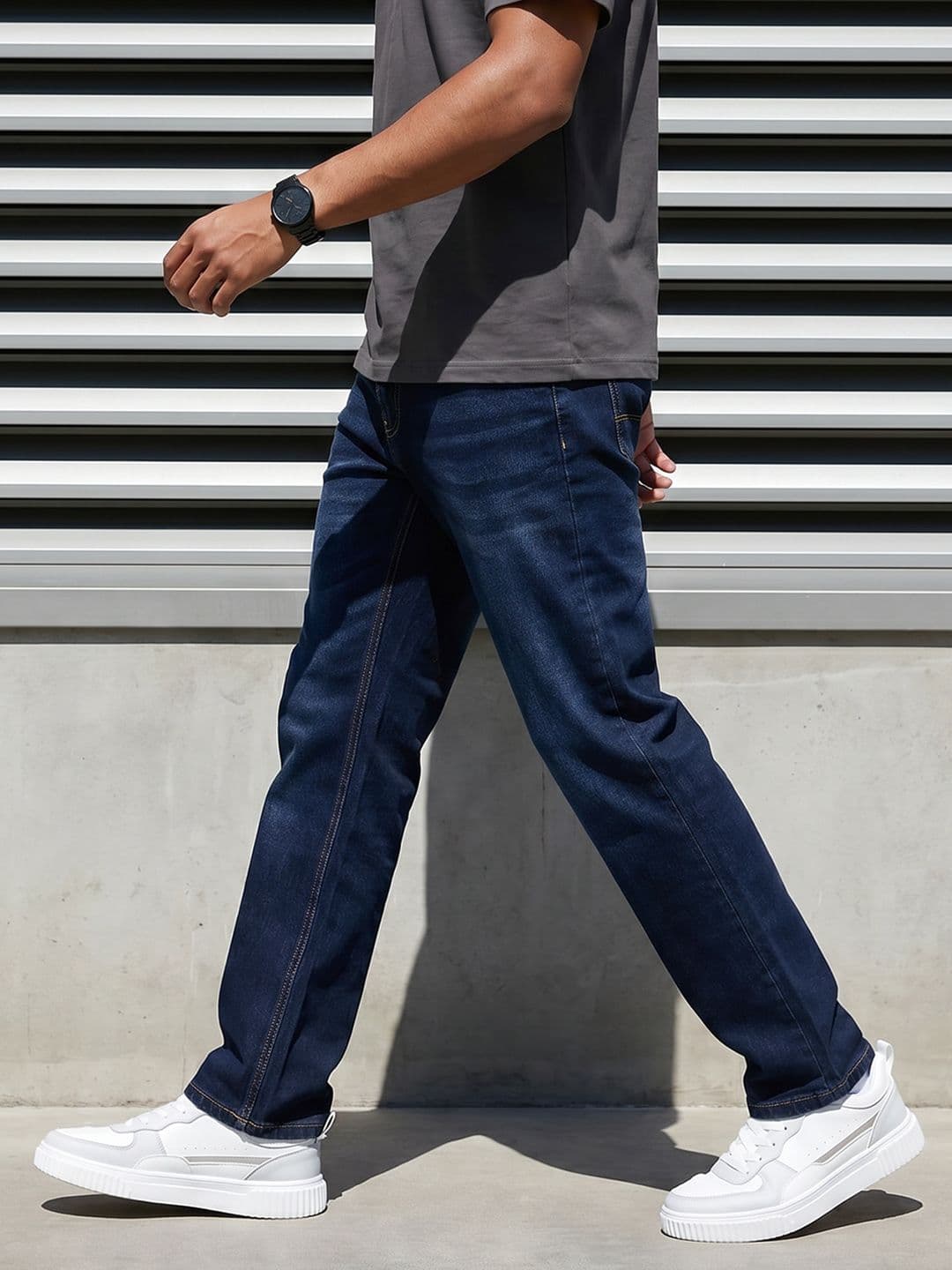 The Roadster Life Co. Men Relaxed Fit Stretchable Jeans - view 1