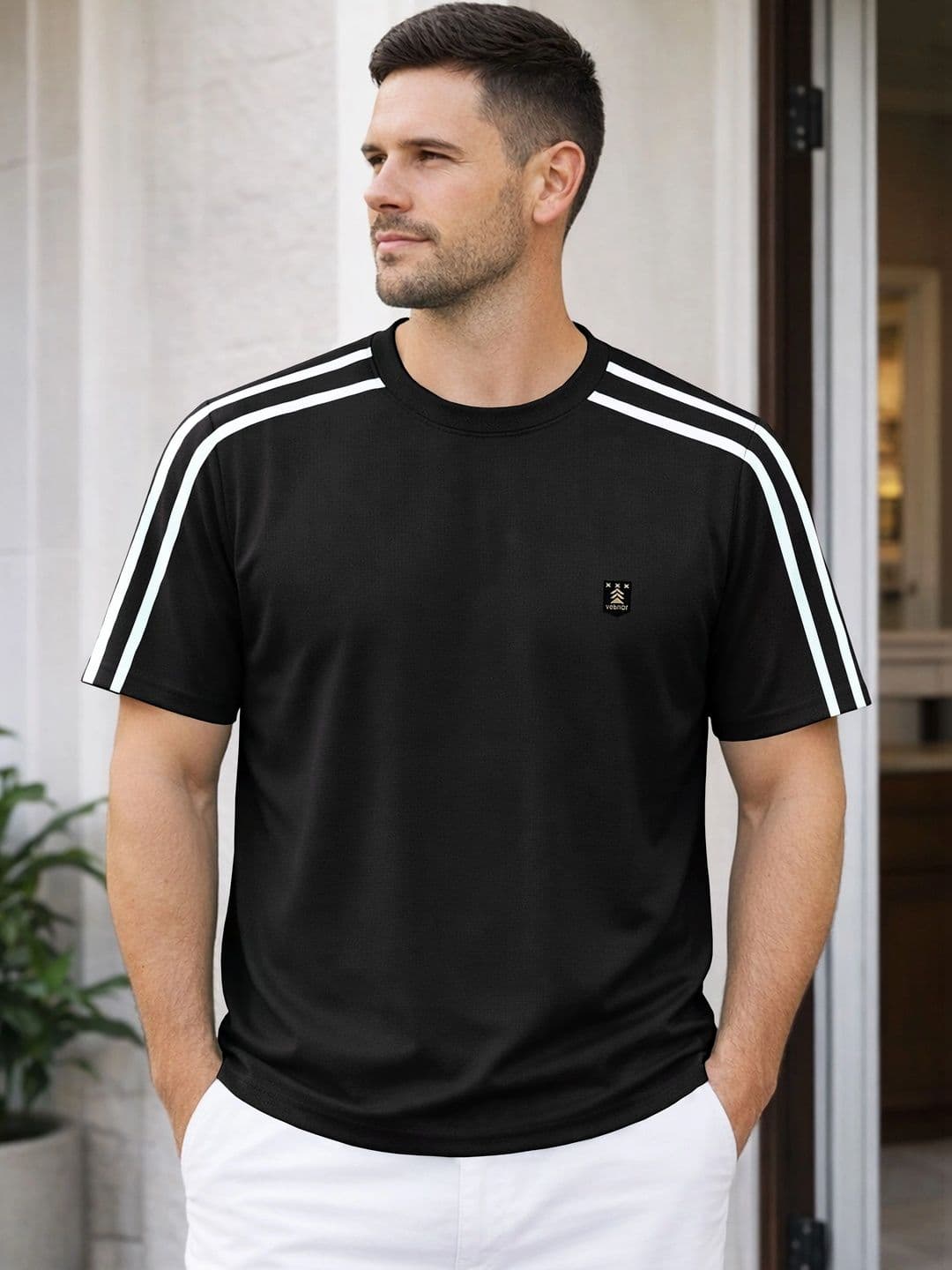 VeBNoR Men Brand Logo T-shirt - view 1