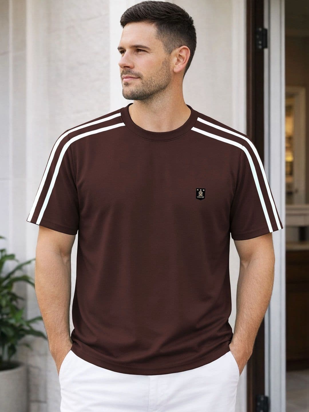 VeBNoR Men Brand Logo T-shirt - view 1