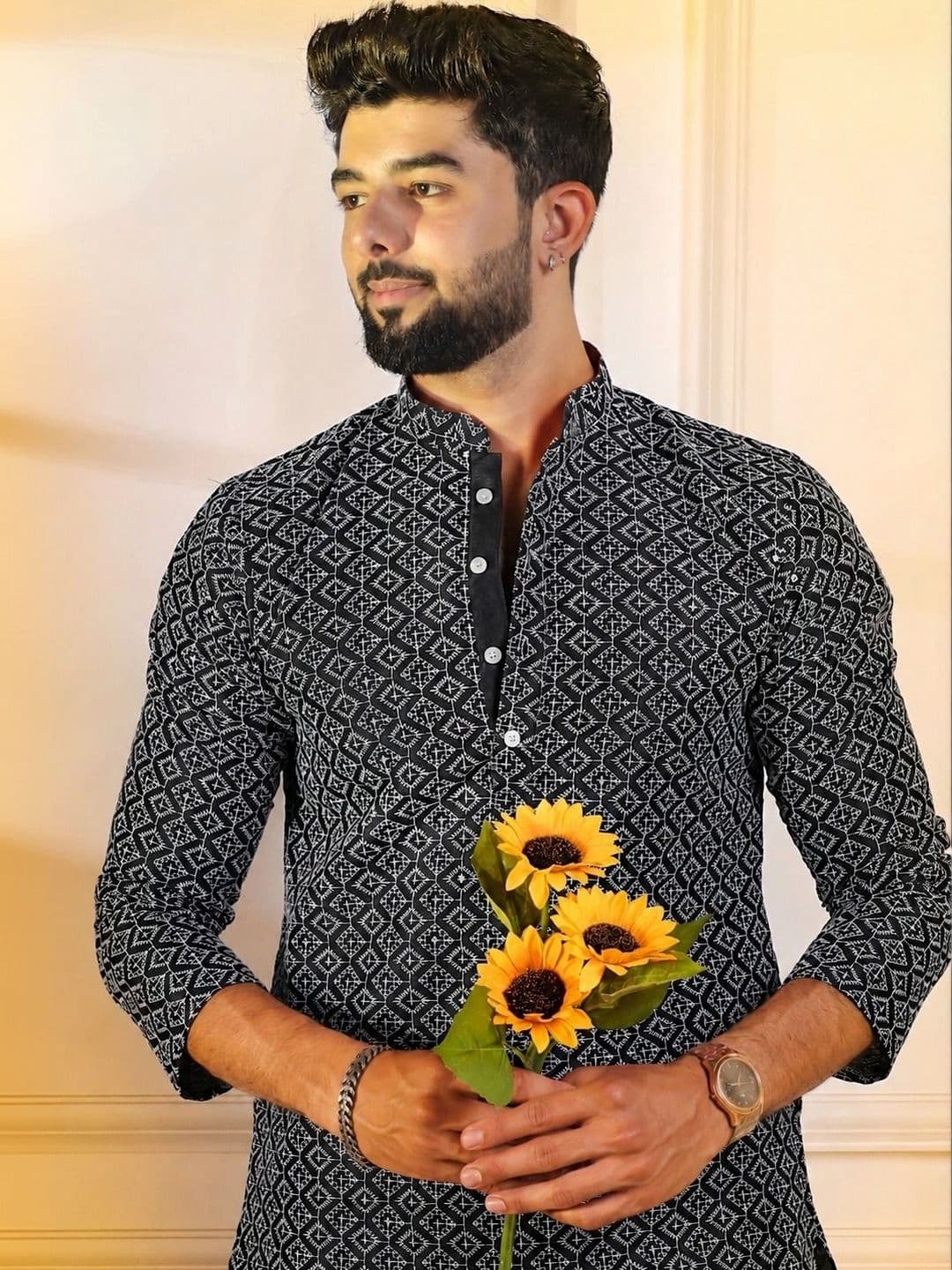 Koshin Men Sequinned Jacquard Kurta - view 1