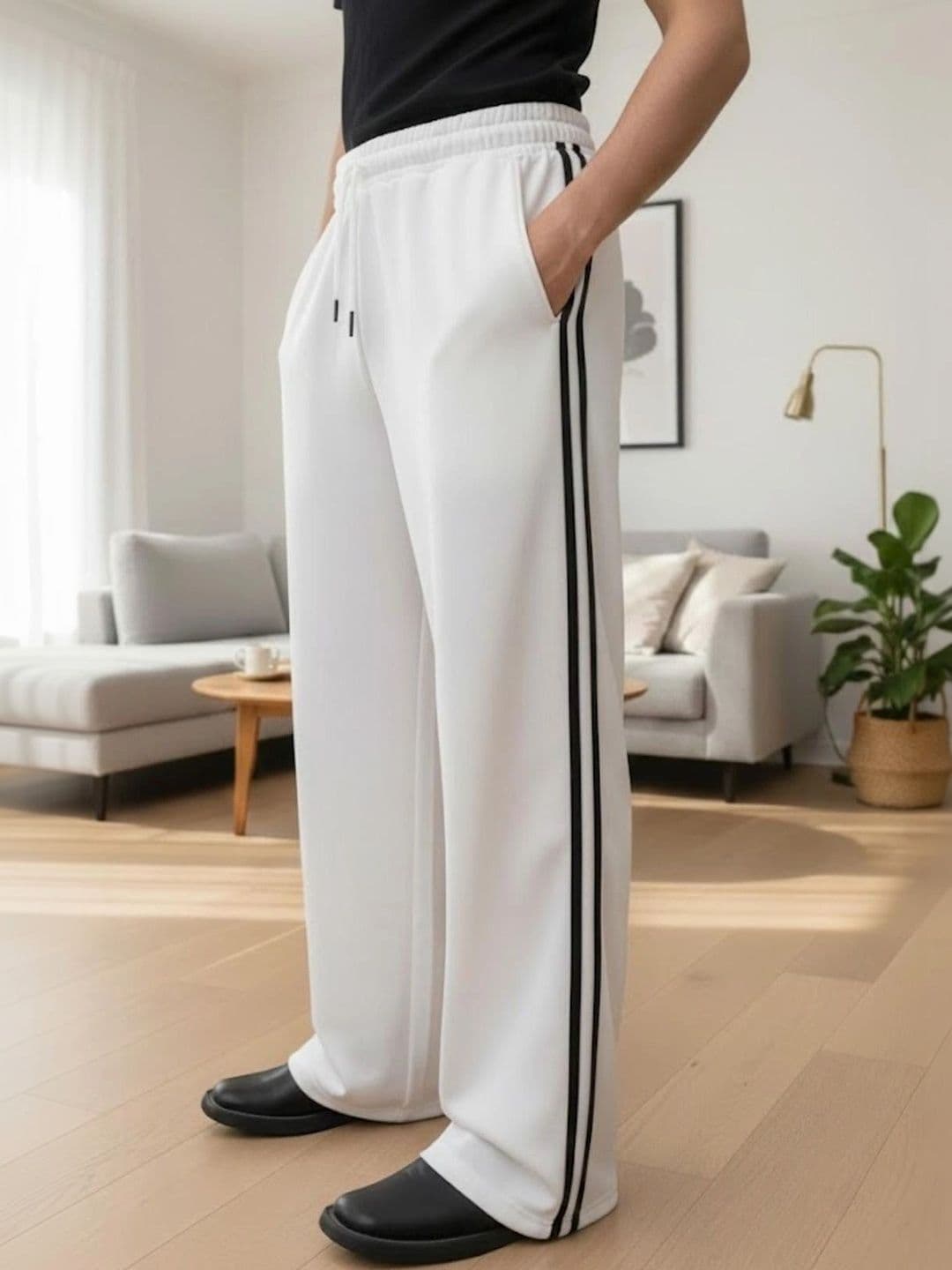 Daphne Maurier Men Striped Regular Fit Training Track Pants - view 1