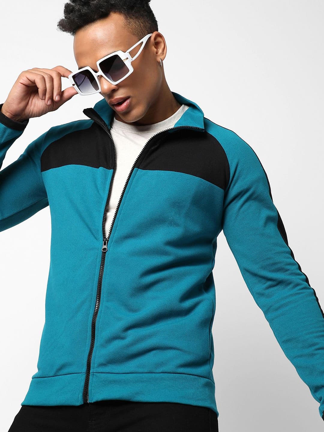 CAHOOT Men Blue Colourblocked Windcheater Outdoor Sporty Jacket - view 1