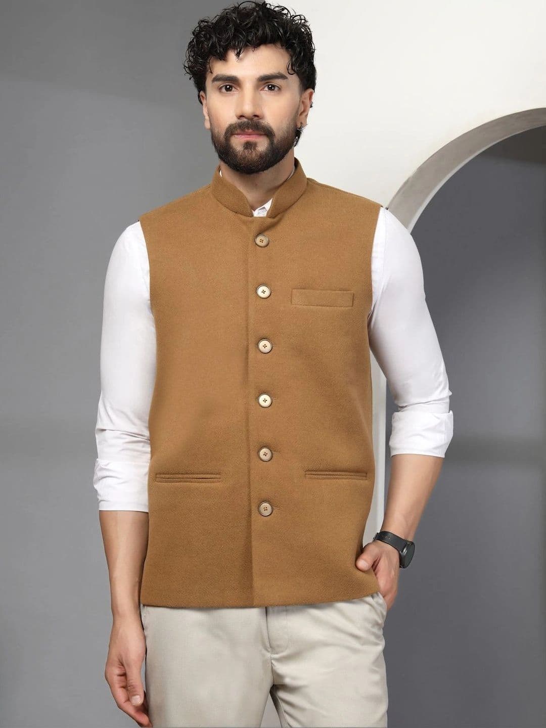 Vastraa Fusion Mandarin Collar Sleeveless Nehru Jacket - view 1