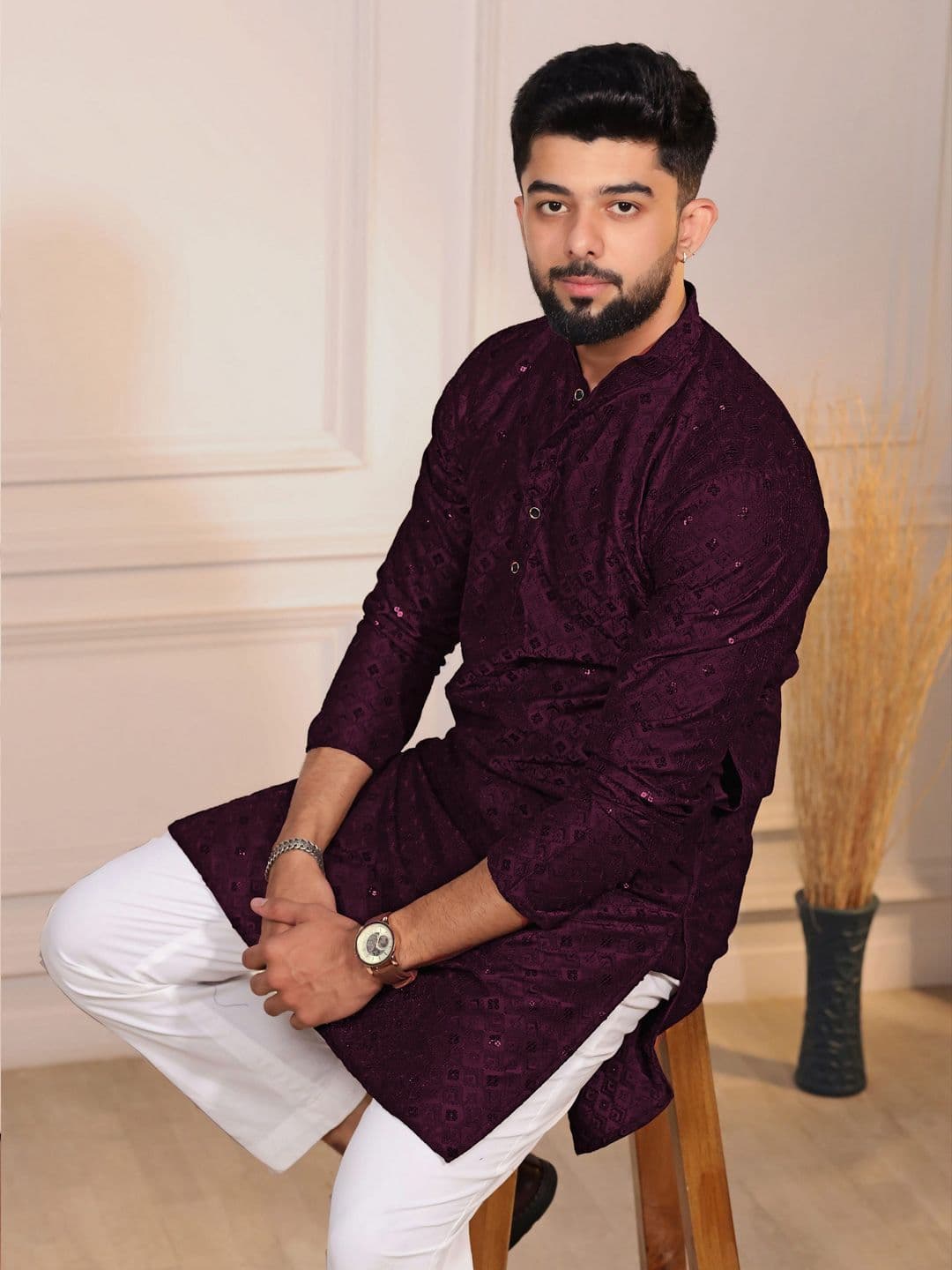 Koshin Geometric Embroidered Sequinned Mandarin Collar Cotton Straight Kurta - view 1
