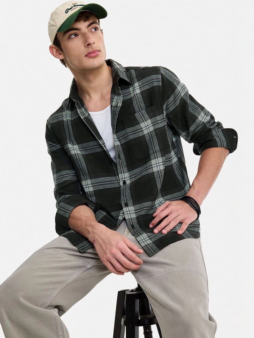 Snitch Men Tartan Checks Checked Casual Shirt - view 1
