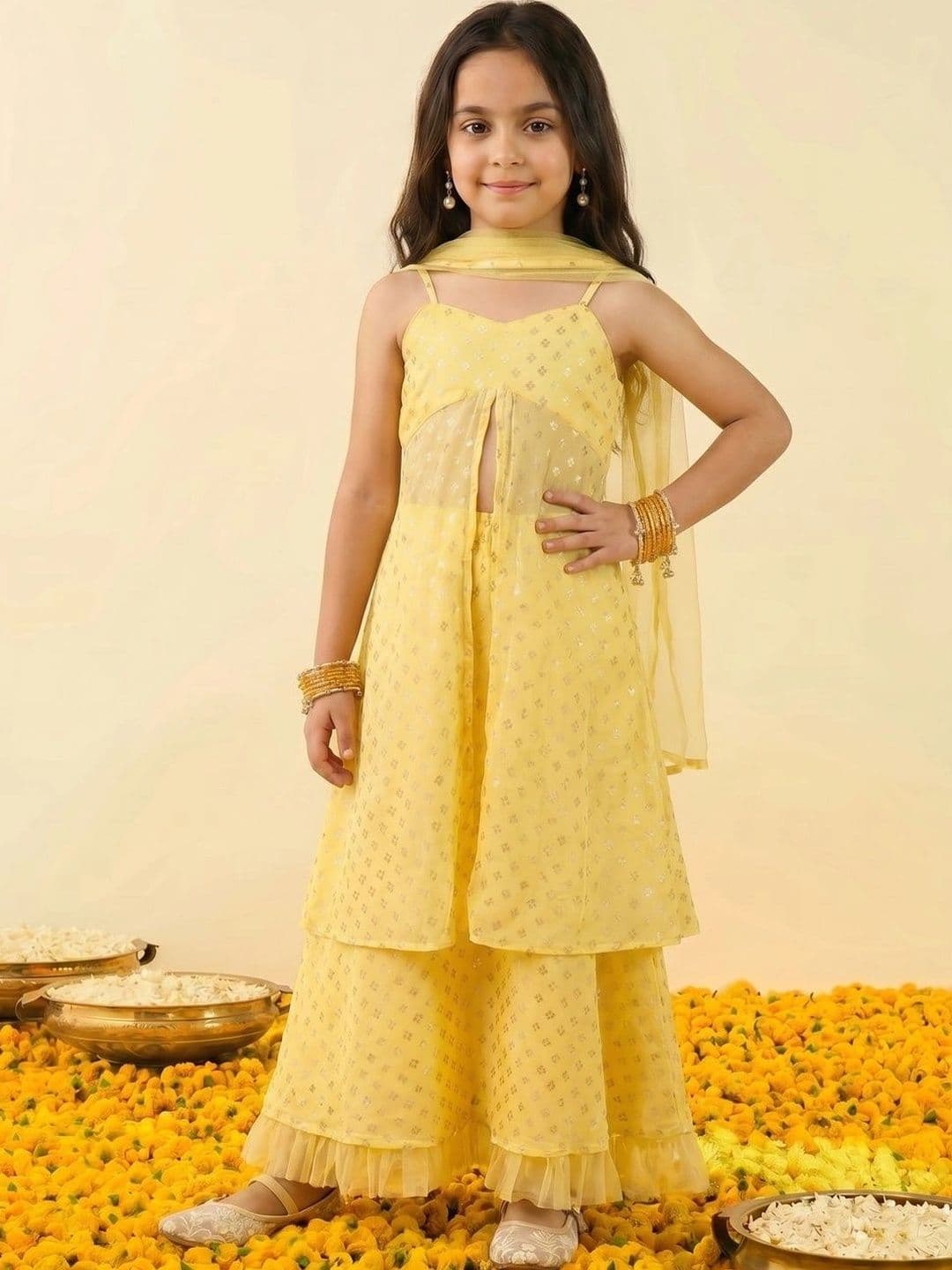 Nauti Nati Girls Printed Foil Print Sleeveless Ready to Wear Lehenga & Blouse With Dupatta - view 1