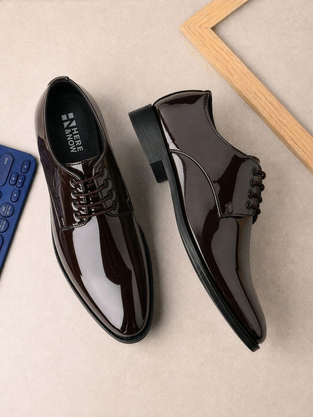 HERE&NOW Men Pointed Toe Lace-Ups Derbys Formal Shoes - view 1