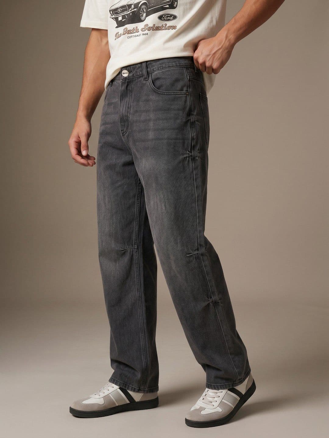 glitchez Men Baggy Fit Light Fade Stretchable Jeans - view 1