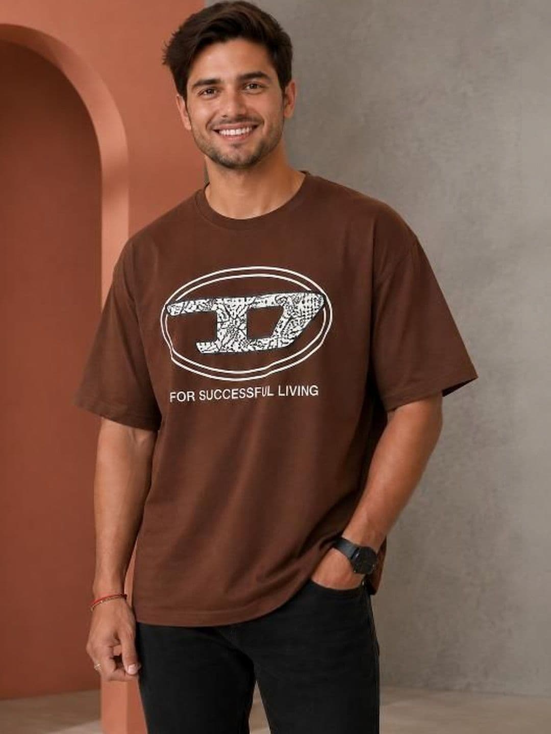 UTCV Men Brand Logo Printed T-shirt - view 1